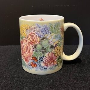 Vintage Lang 2005 Nature’s Tapestry Floral Mug